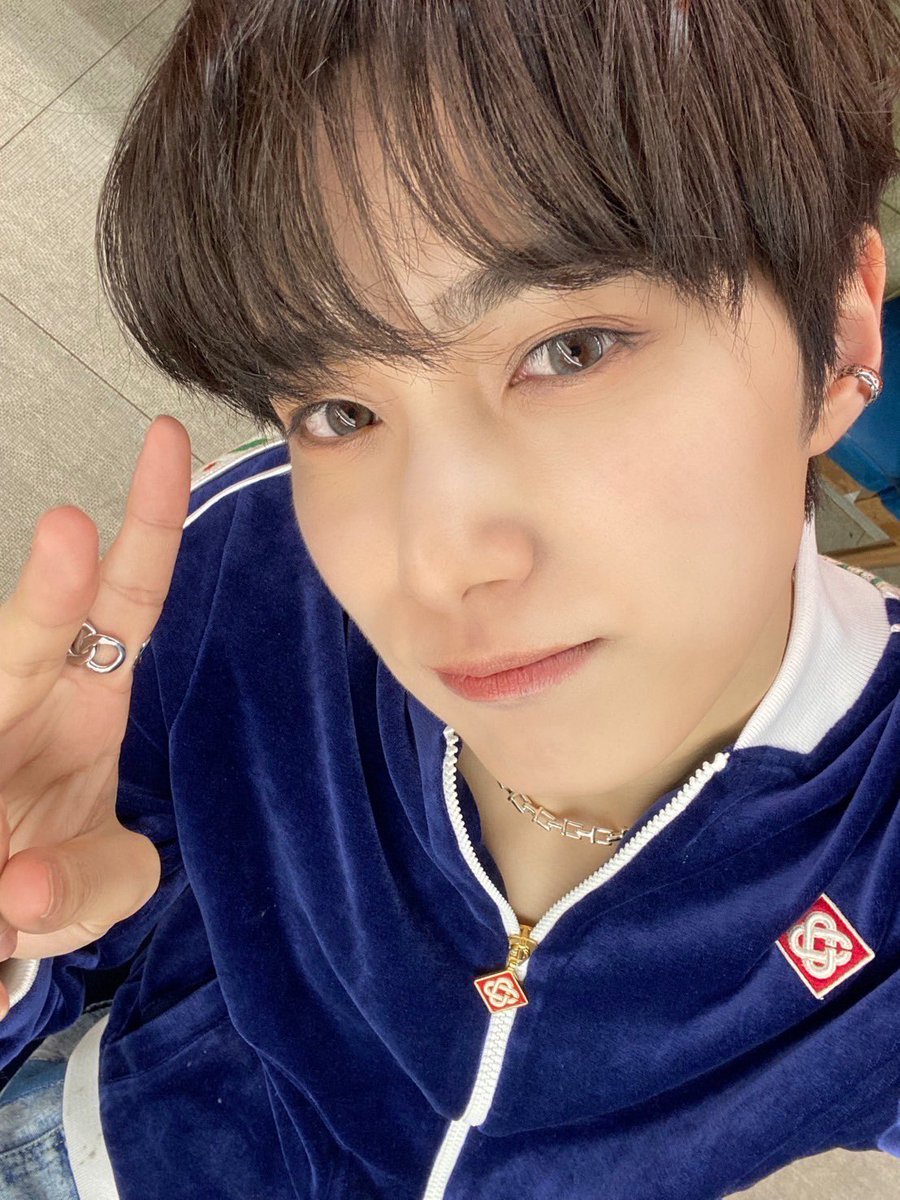 尾崎匠海 INI 🎍HAPPY NEW YEAR🎍// 2022🐯→2023🐰 📸新年PHOTO #INI #尾崎匠