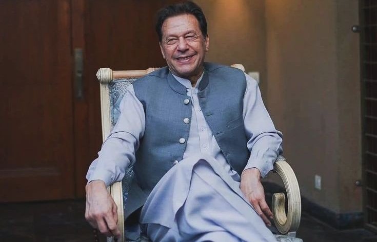 achi bhali jahil awam thi, jail mein baithey baithey Form-45 bhi sikha diya iss banday ne