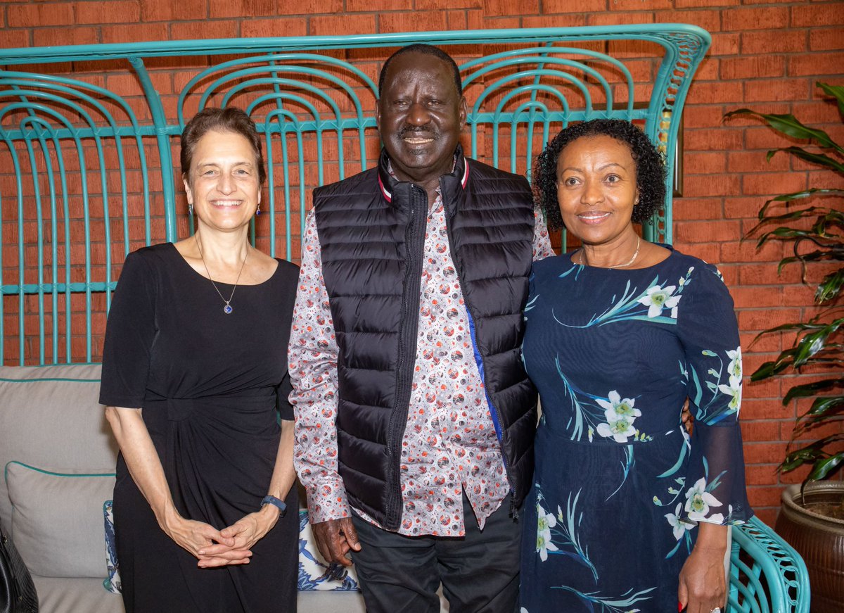 AzimioQueen's tweet photo. Hon @RailaOdinga this morning had a productive meeting with Ms Elizabeth Kiss and Frewyeni Kidane from the Rhodes Trust, the body responsible for the Rhodes scholarships at the University of Oxford, UK.
 Mr Odinga agreed to work with others including Africa's leading scholars. https://t.co/49IFmDsMqf