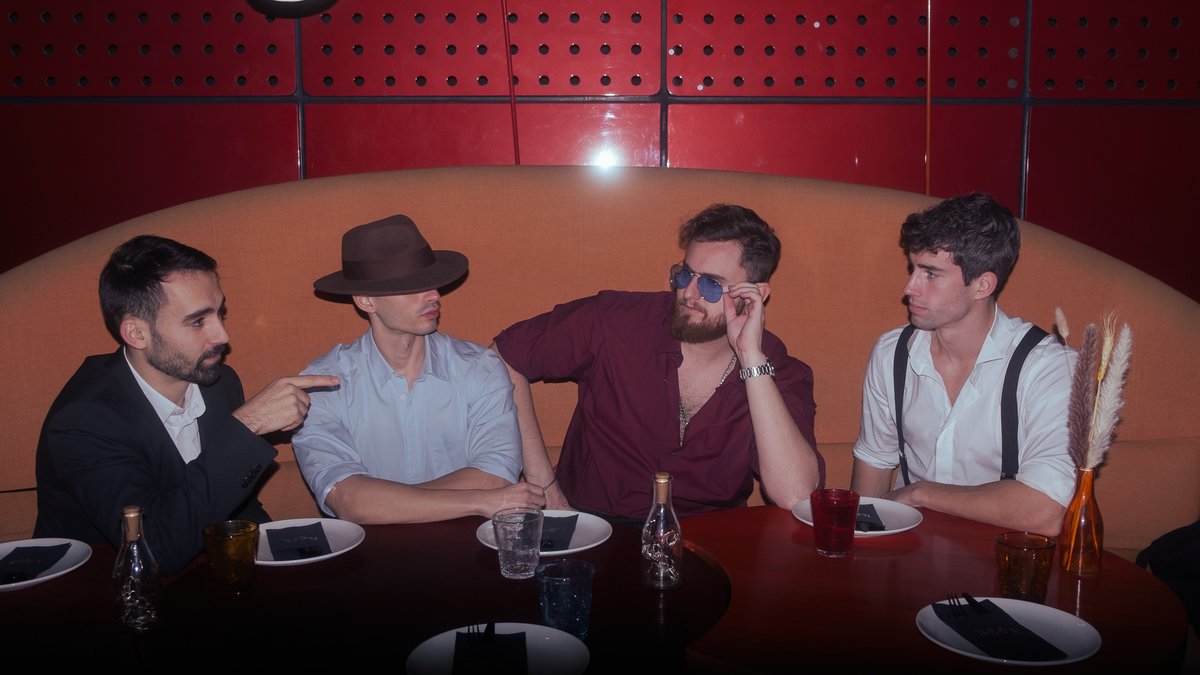 ¿A qué capital mundial deberíamos ir primero para tocar semejante temazo? 

No nos decidimos 🌍

open.spotify.com/artist/17h1knU…