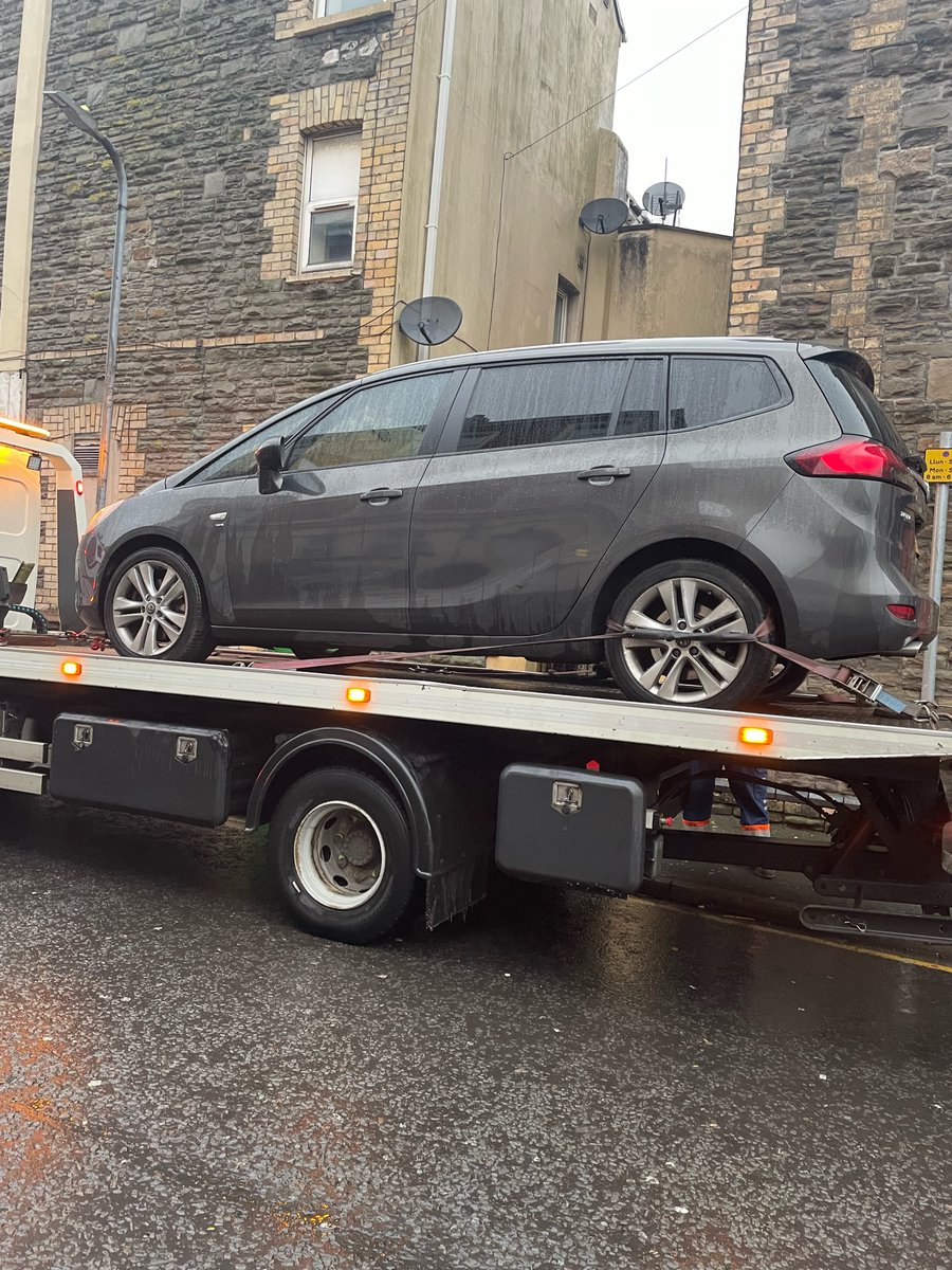 #NewportWestNPT continued proactive patrols around #Pill y’day. 

✅ Drugs recovered 
✅ Vehicle seized
✅ Property involved with anti-social behaviour secured by the landlord 

#ProtectandReassure #NeighbourhoodPolicing

#PS1810 #CSO317 #CSO50