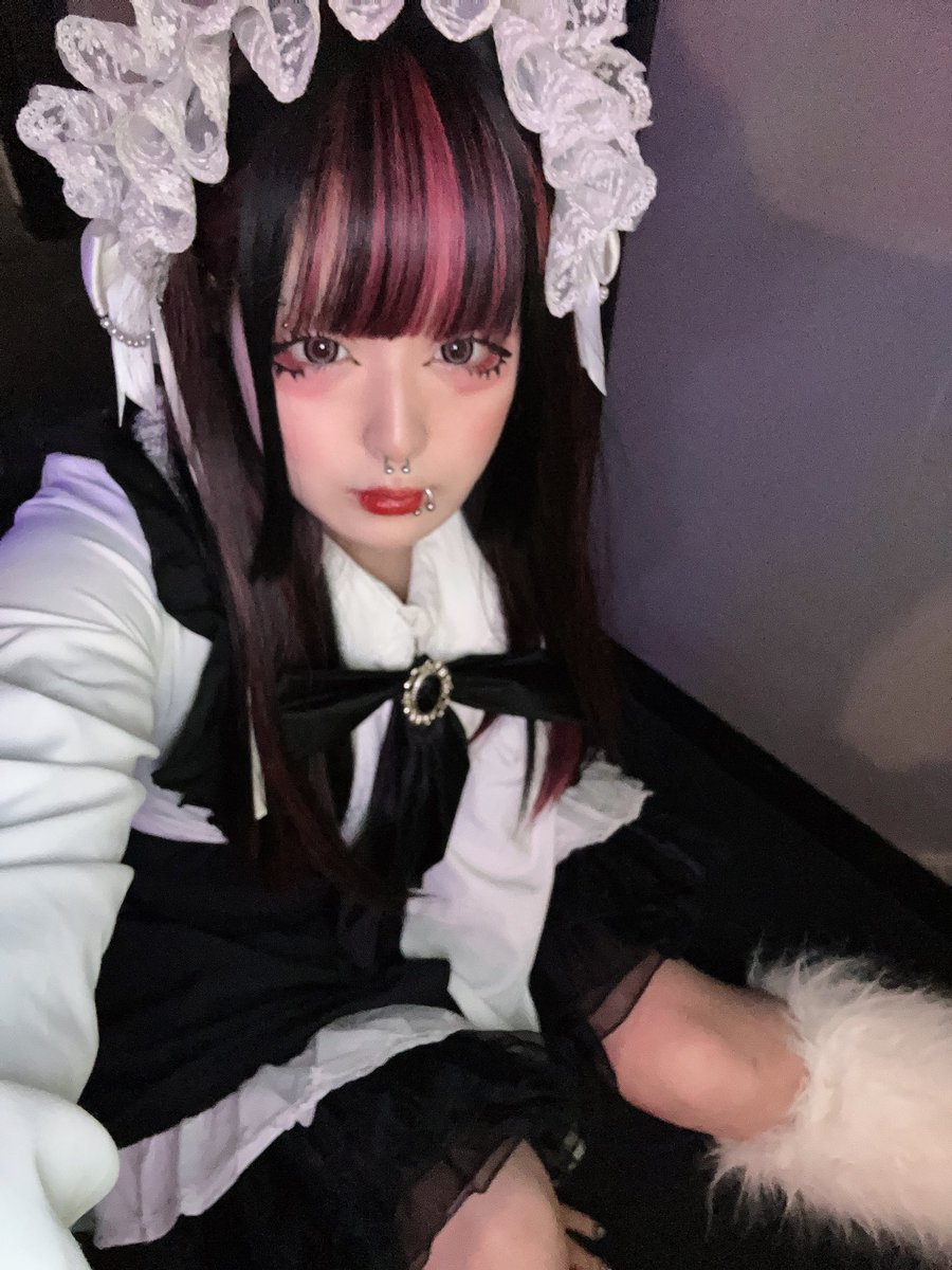 ごじまでいましゆ
黒髪ロング