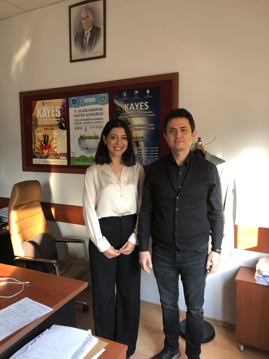 5 Şubat 2024 tarihi itibarıyla yüksek lisans tezimi sayın Prof. Dr. İbrahim ÖRNEK hocamın danışmanlığında savunarak başarı ile tamamladım.Tez çalışmamın her safhasında kıymetli bilgilerinizle yol gösterdiğiniz ve zamanınızı esirmediğiniz için çok teşekkür ederim hocam🌸 <a href="/iornek/">İbrahim Örnek Prof. Dr. 🇹🇷</a>