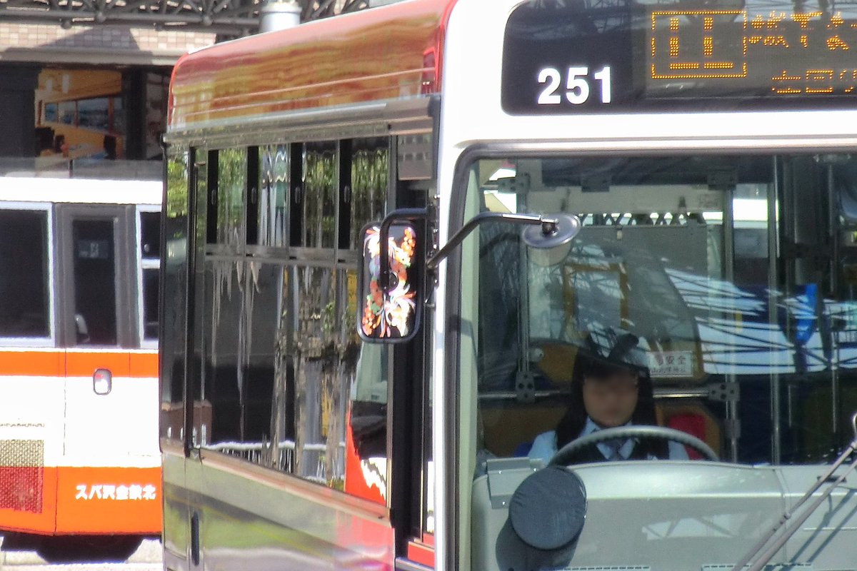 photo_bus's tweet photo. 24-251
日野
2014年式
QKG-KV234N3 https://t.co/n2lUIKmd3O
