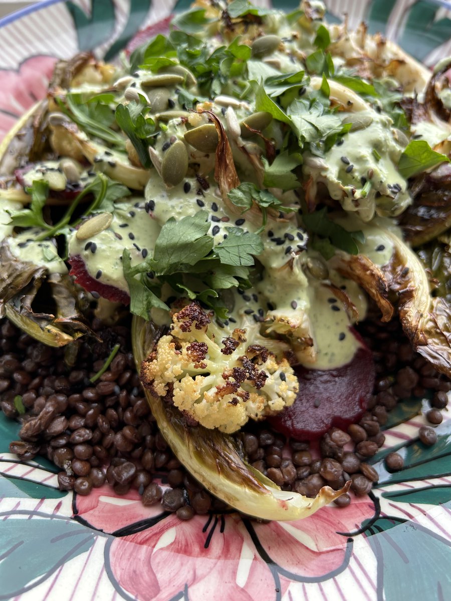 Cauliflower Puy Lentil salad with green tahini dressing 🌱 
This zero-waste recipe is packed with flavour -find the full recipe on our website!
#zerowasterecipe #cauliflower #greentahini #lunchrecipe