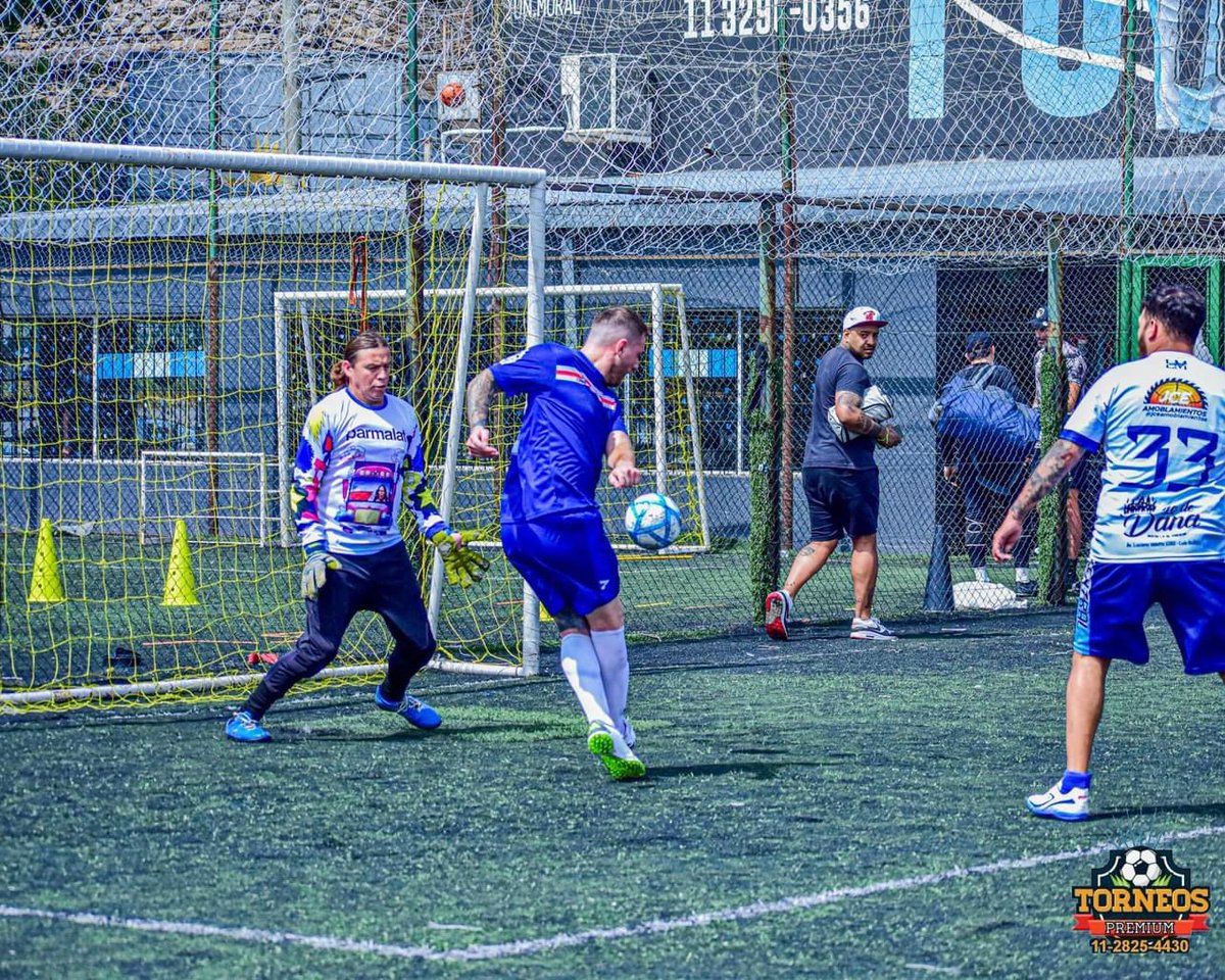 JLBumbica's tweet photo. @lautarodeIcampo De rabona https://t.co/BYQorSQSqr