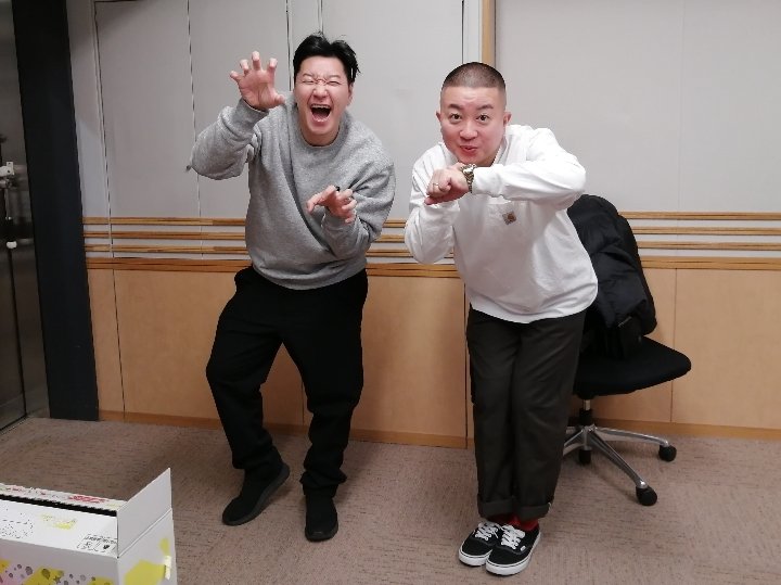 【本日】2/9(228回目)のトピックス

今週はコーナー回です！
①これって変じゃない？と思うルールやマナー
②あなた・あなたの周りの頑張っている人のエピソード募集中
✉️chocopla@joqr.net

#チョコレートプラネット
#チョコプラ東京遊泳
#文化放送
#金曜深夜2時半
#radiko →radiko.jp/share/?sid=QRR…