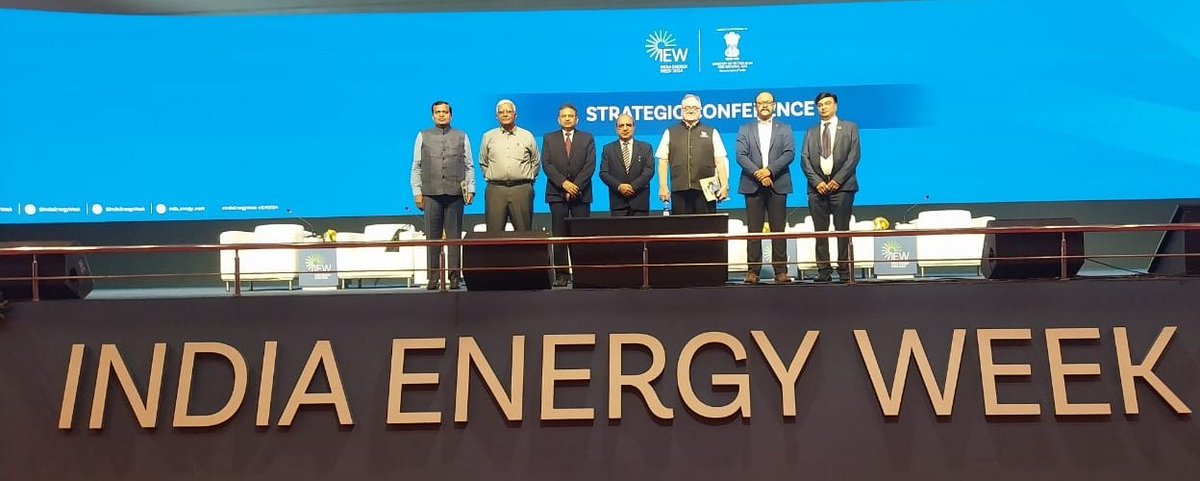 BGAFtweets's tweet photo. Our Leadership Team led by Shri @sanjayganjoo &amp; Shri @Subodh_Satat showcased @IndianIfge at @IndiaEnergyWeek Goa and conducted a Special Session on CBG apart from Key Meetings and MsOU

We look forward to 3rd Edition of India Energy Week at New Delhi from 11 to 14 February 2025 https://t.co/bldrMOE7TE