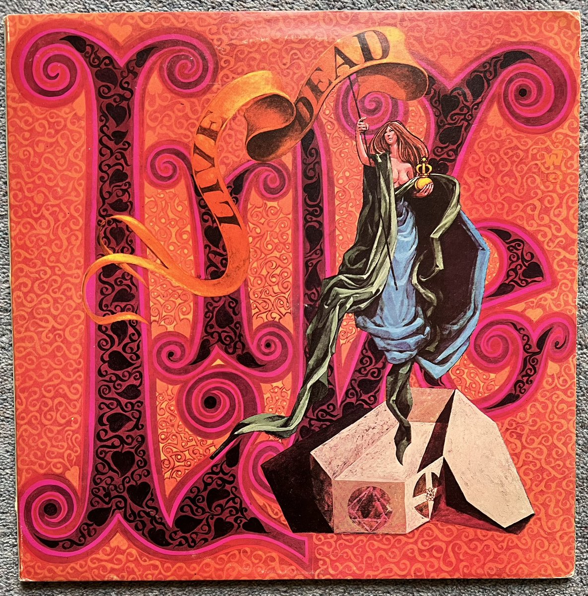 JonSavage1966's tweet image. Bought OTD in 1972: you can tell what I was doing. The peak of my wannabe hippie phase: white light abounds on St Stephen and Dark Star 💥