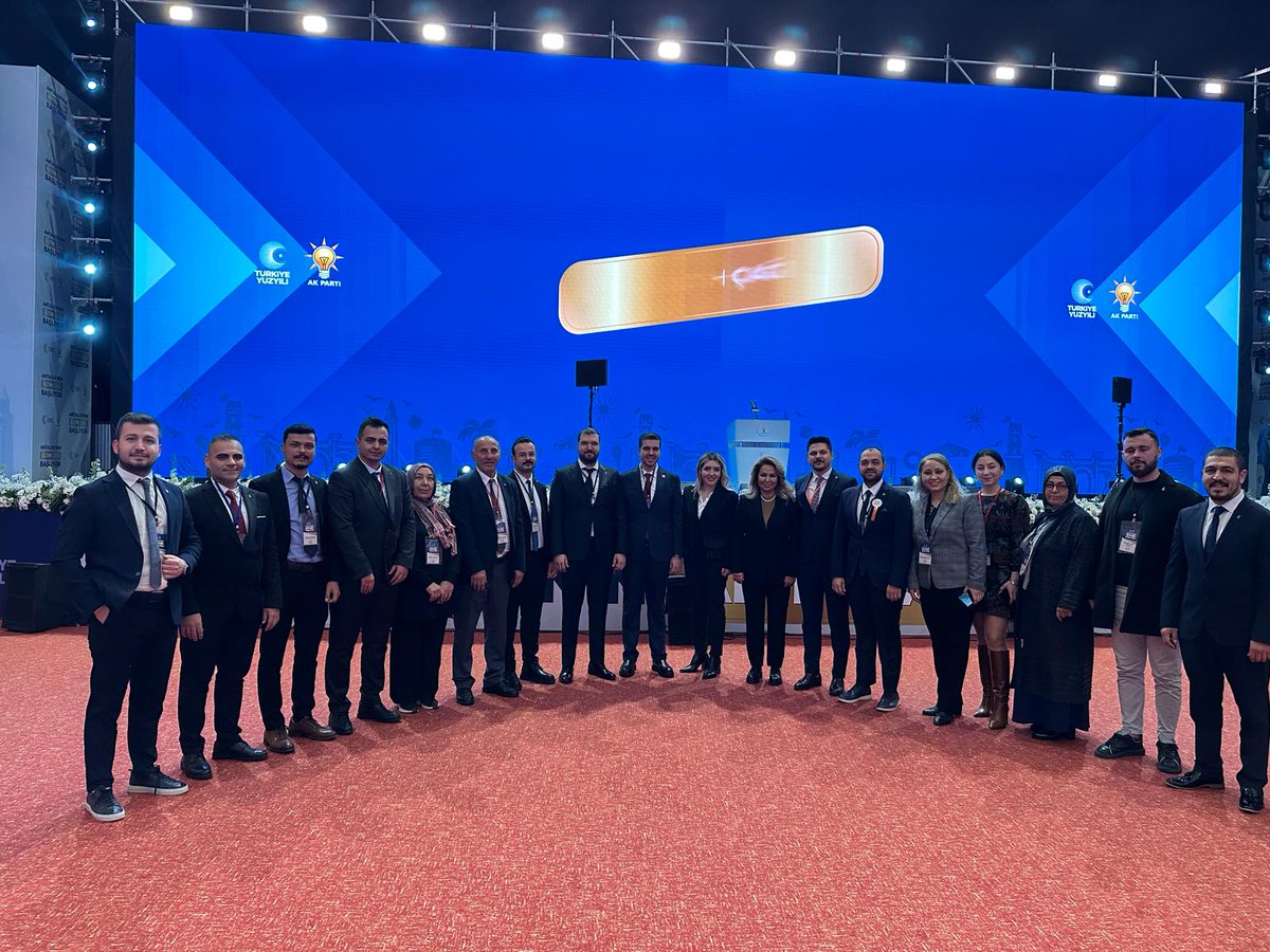 Sn. Cumhurbaşkanımız <a href="/RTErdogan/">Recep Tayyip Erdoğan</a> ’ın teşrifleriyle Cumhur İttifakı Antalya Aday Tanıtım toplantımızı ve #AntalyanınAltınçağı başlangıcını büyük bir coşku ile gerçekleştiriyoruz.

Rabbim yolumuzu muvaffak eylesin...

#HazırızKararlıyız
<a href="/HTutuncu/">Hakan TÜTÜNCÜ</a>
<a href="/alicetin_07/">Ali Çetin</a>