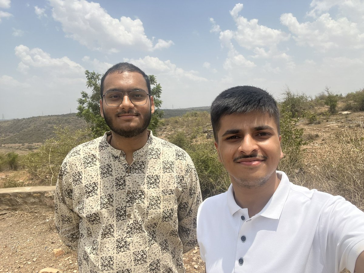atmansingh_18's tweet photo. Join us in supporting Yuvraj Singh in his courageous battle against Hodgkin's Lymphoma. Your generous donation on https://t.co/MvCLrJKOic can light up his path to recovery. Let’s make a difference together! 💪❤️

Please share &amp; donate: https://t.co/v14yqcUeza https://t.co/B4W5tn9FJF