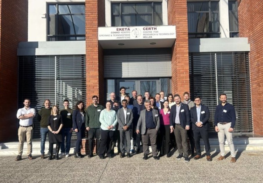 🌊🚢H2MARINE project aims to design, test, and validate two high-powered PEM fuel cell stacks, generating 250-300 kW of electric power for marine applications.
<a href="/PowerCell_Group/">PowerCell Group</a> <a href="/thyssenkrupp_en/">thyssenkrupp EN</a>
#hydrogen #fuelcells #h2marine #υδρογόνο #ναυτιλία #HydroZen
linkedin.com/company/h2mari…