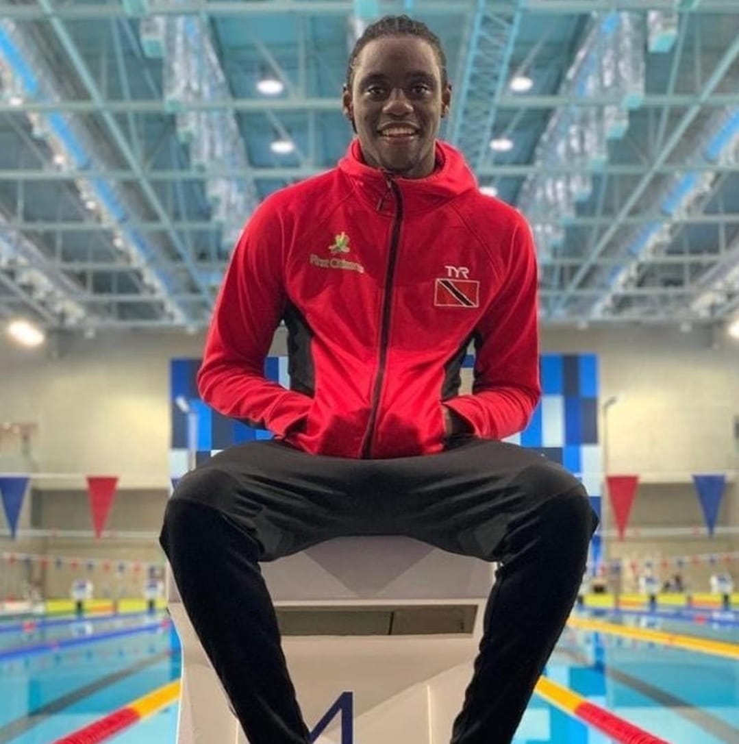 sporttco's tweet photo. UIndy ‘A’ quartet clocked 1:21.76 to beat Ball State ‘A’ (1:22.33) & Lewis University ‘A’ (1:23.96). 🇹🇹 Joseph, 22, grabbed silver in men's 50-yard freestyle at 20.63s, behind teammate Silva's gold at 20.00s. 🥈 #UIndySwim #ButlerInvitational https://t.co/3vMf628T7S