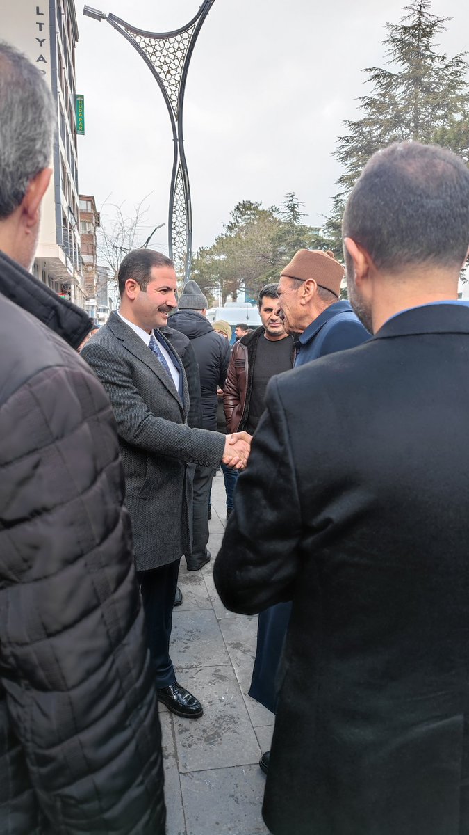 EminGeylani's tweet photo. Gönüller bir, kalpler bir.

Başımızın tacı hemşehrilerimizle.. https://t.co/X0zVlVRoqX