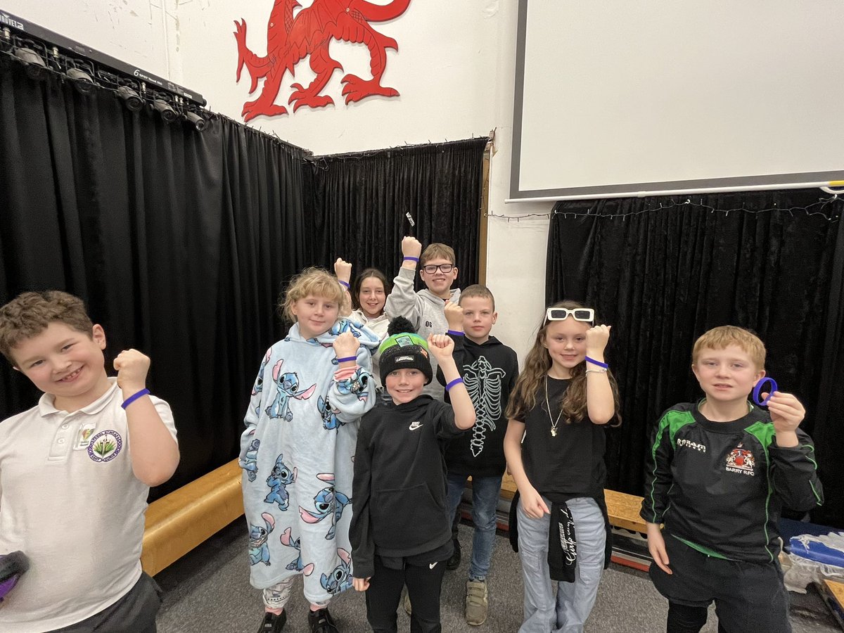 Llongyfarchiadau i Aelodau Aur a Capteiniaid Cymreictod yr Adran Iau yr wythnos! Daliwch ati 🌟🏴󠁧󠁢󠁷󠁬󠁳󠁿
@1MrMPrice @MissNWT123 <a href="/MrLlwyd2/">Mr Llwyd</a> <a href="/bl4missflowers/">Miss L Flowers</a> <a href="/MrAPWilliams1/">Mr A P Williams</a> <a href="/MrsSJones4/">Mrs S Jones</a> <a href="/ygsantcurig1/">YGSantCurig</a>