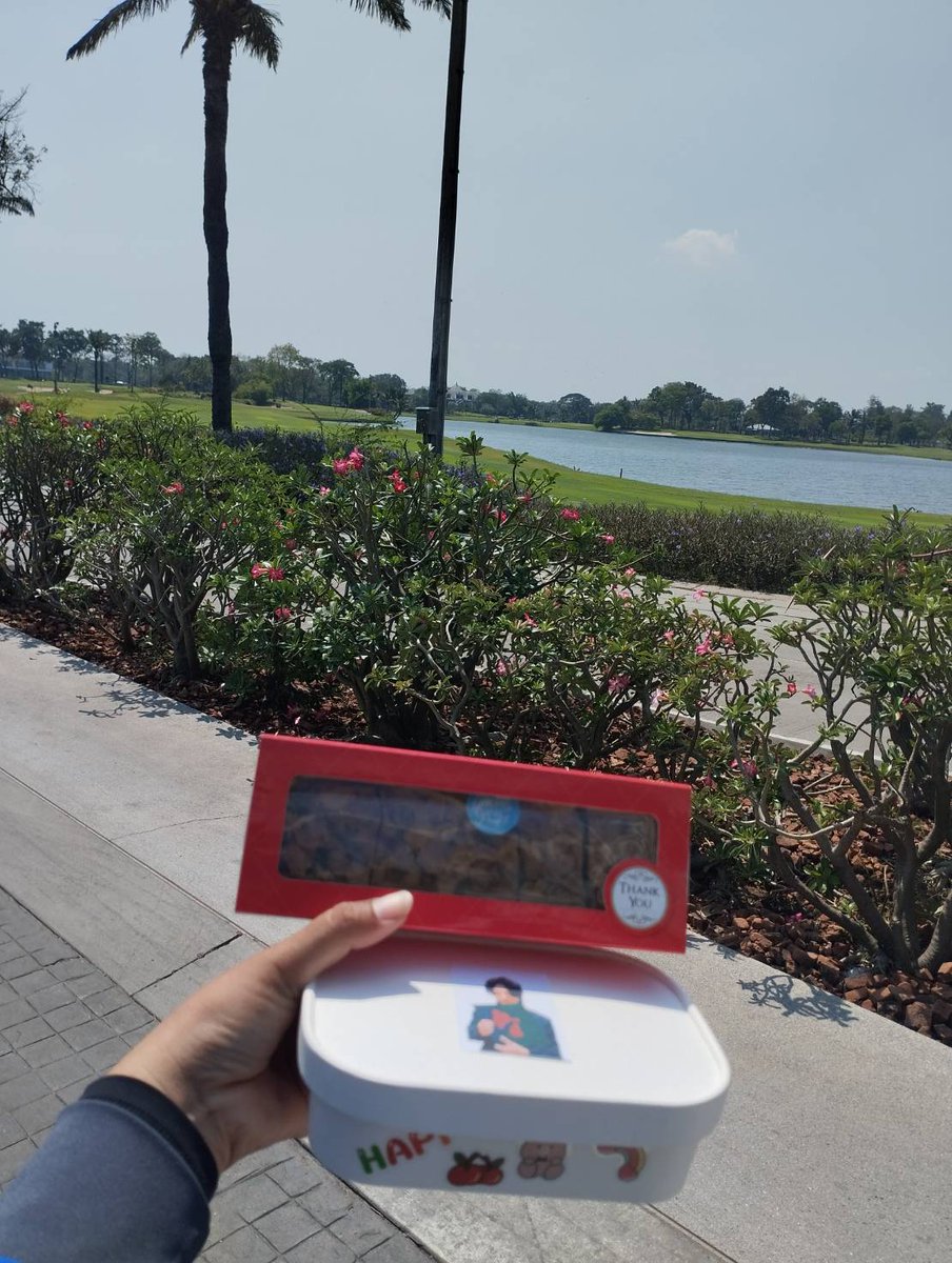 KetmaneeNiyoms2's tweet photo. ได้รับ.รางวัล.แจกกิจแล้วนะค่ะ.อร่อยมากกกกกกกก.🥰💙🌴

@PsJaree 
#2ndYearDefLOVE
#แจกกิจนี้เพื่ออิมแจบอม #iAnnyreview
#ฟังเพลงรอแจบอม #JAYB #Def #제이비 https://t.co/bgYksw8e0Q