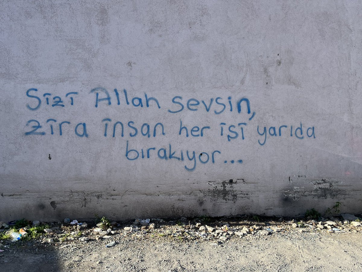 Süleymaniye’de bir duvar yazısı