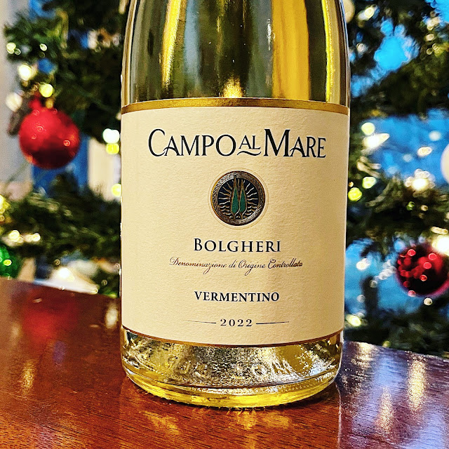 Today on the #Epicurean #VinoItaliano continues with the 2022 #CampoalMare #Vermentino from Ambrogio e Giovanni Folonari Tenute #wine #vino #Italia #Toscana #Bolgheri nittanyepicurean.blogspot.com/2024/02/2022-c…