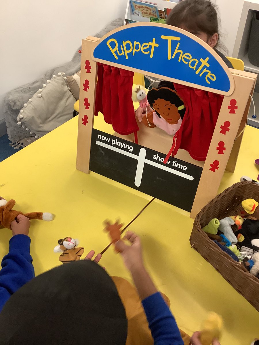 Rowlatts_TMET's tweet photo. Year 1SA Purposeful Play focus this week is playing cooperatively with each other. At each activity they have been practising how to take turns with each other . #rmpapshe #collaboration #play https://t.co/apOLvSIFEV