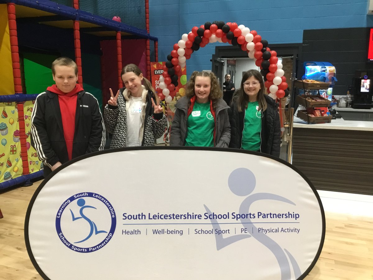 The Wellbeing Student Ambassadors attended their second conference. Our Wellbeing Ambassadors at Danemill are keen to support with calming activities at lunch times and teach grounding techniques and friendship solutions to the younger students. 🥰
