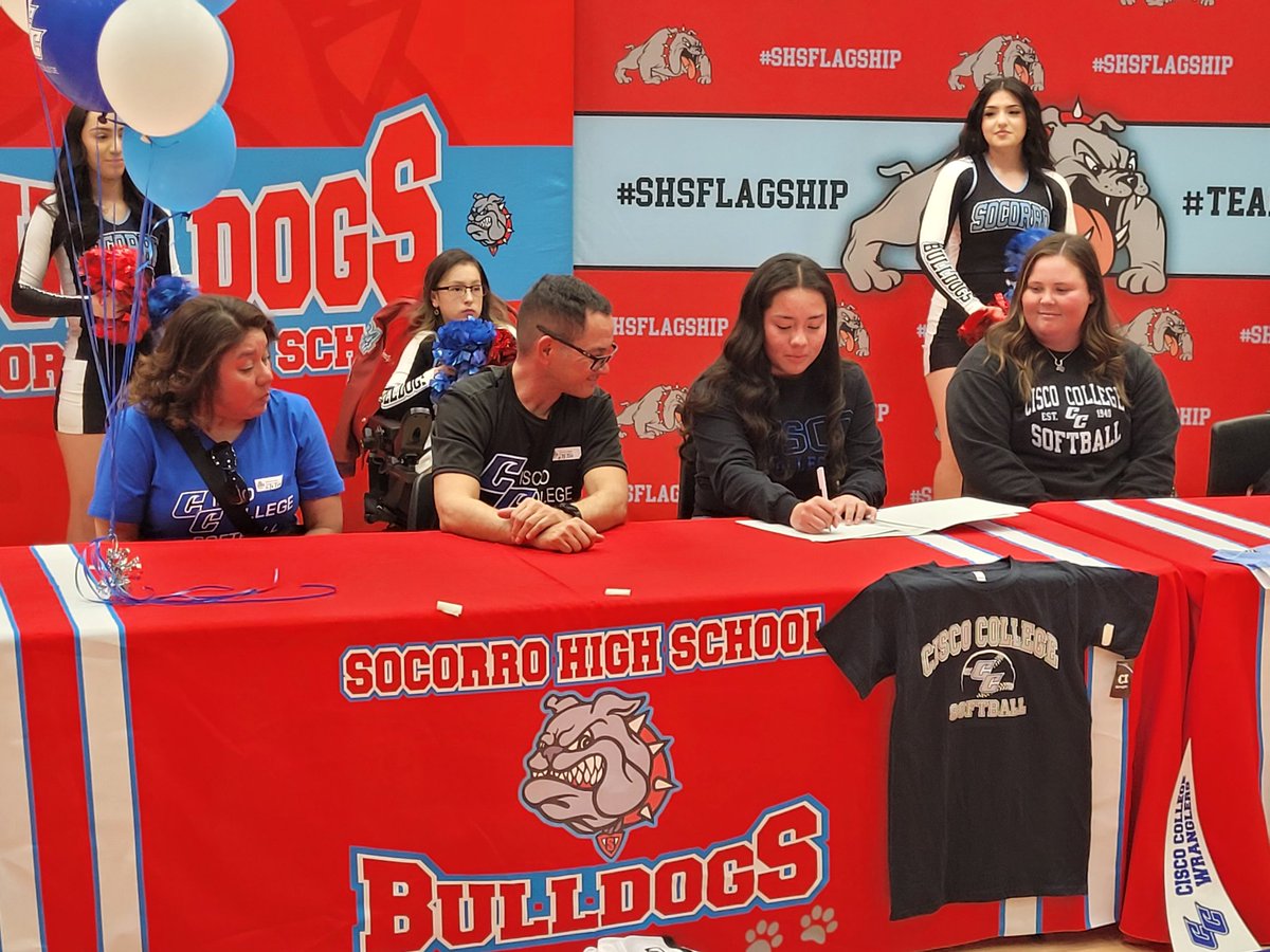LadyBulldogSB's tweet photo. Yesterday, we got to witness this awesome young lady signing her NLI to continue her academic and athletic pursuit at Cisco College. Thank you, Coach Flinn, for being here to witness the event. Atta girl Kris! Go rEP the 915 well kid, after a great Bulldog senior season! 💙❤️🥎 https://t.co/RN2NUu5ihI