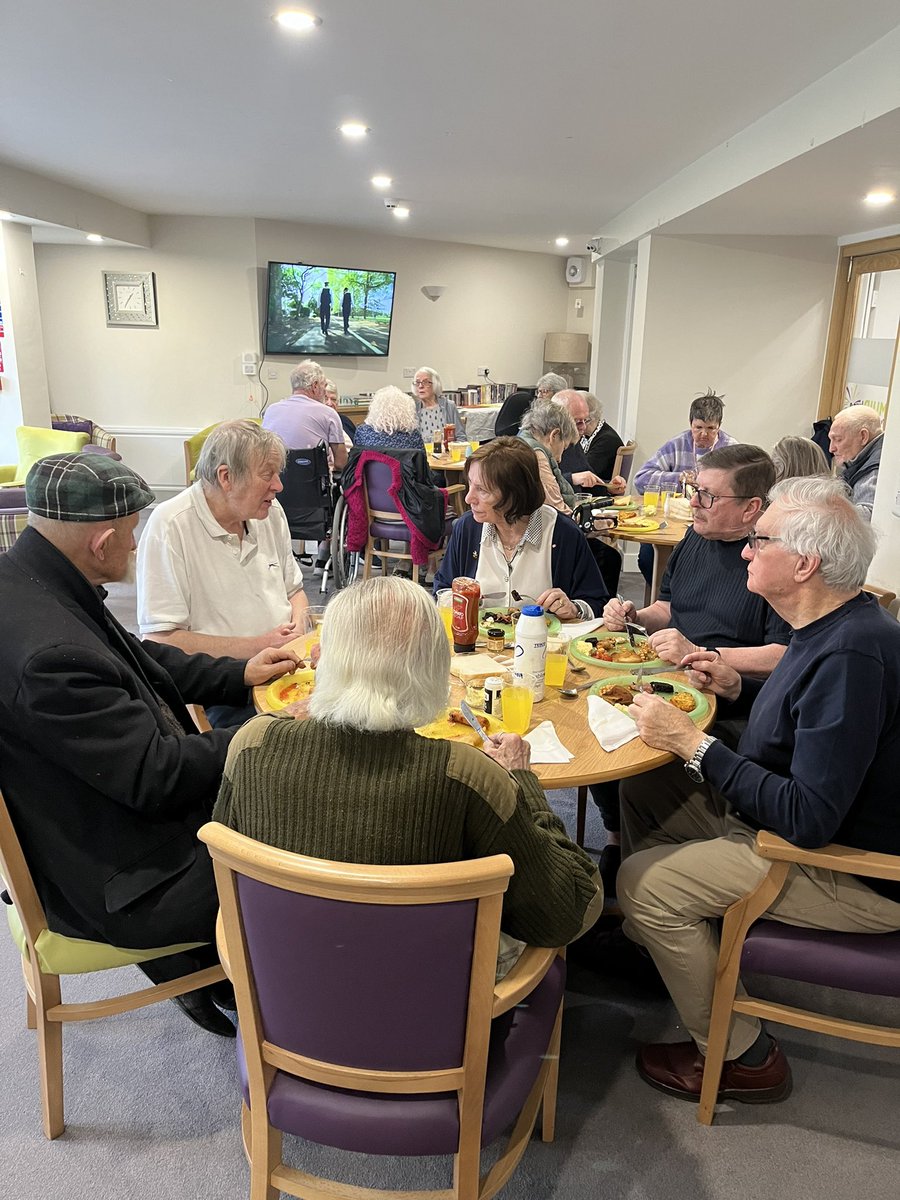 Lorna Clare tweet media