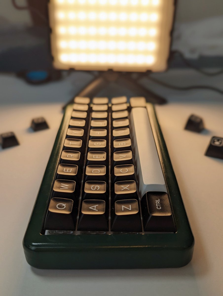 Mechanical Keyboards France tweet media
