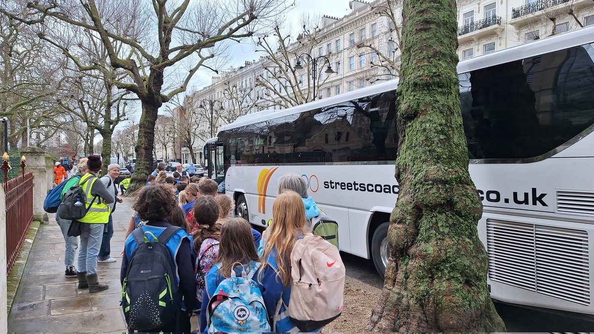 Year 5 are on their way home from London. They have had a lovely time and are very, very tired!