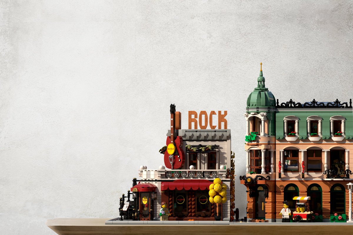 AdwindBuilds's tweet image. Hard Rock Cafe next to #lego Boutique Hotel 🙌 With 10k votes my concept will be reviewed by Lego's review board and might become a real set :) Please consider sharing and voting! @HardRock 
ideas.lego.com/projects/b41a0…
