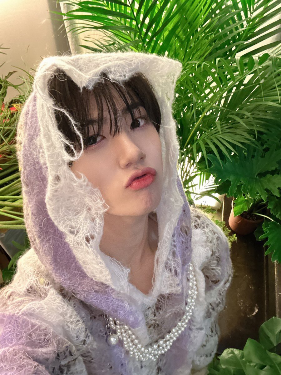 CRAVITY_twt's tweet photo. 🥴😚😋🙂
#원진 https://t.co/tEEwejY7nb