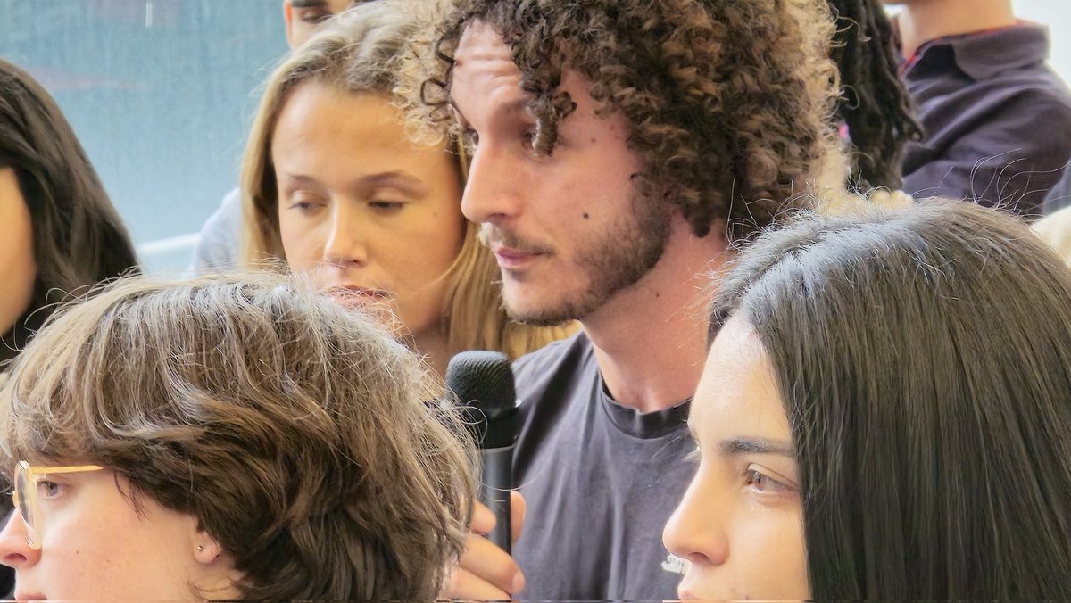 MarcEpstein_'s tweet photo. "Mon souhait, c'est que les journalistes en situation de handicap accèdent dans les rédactions aux postes de management. Pas encore le cas." @HakimKasmi grand reporter @franceculture et parrain 2024 à @lachance_media https://t.co/BAo5iBRBSg