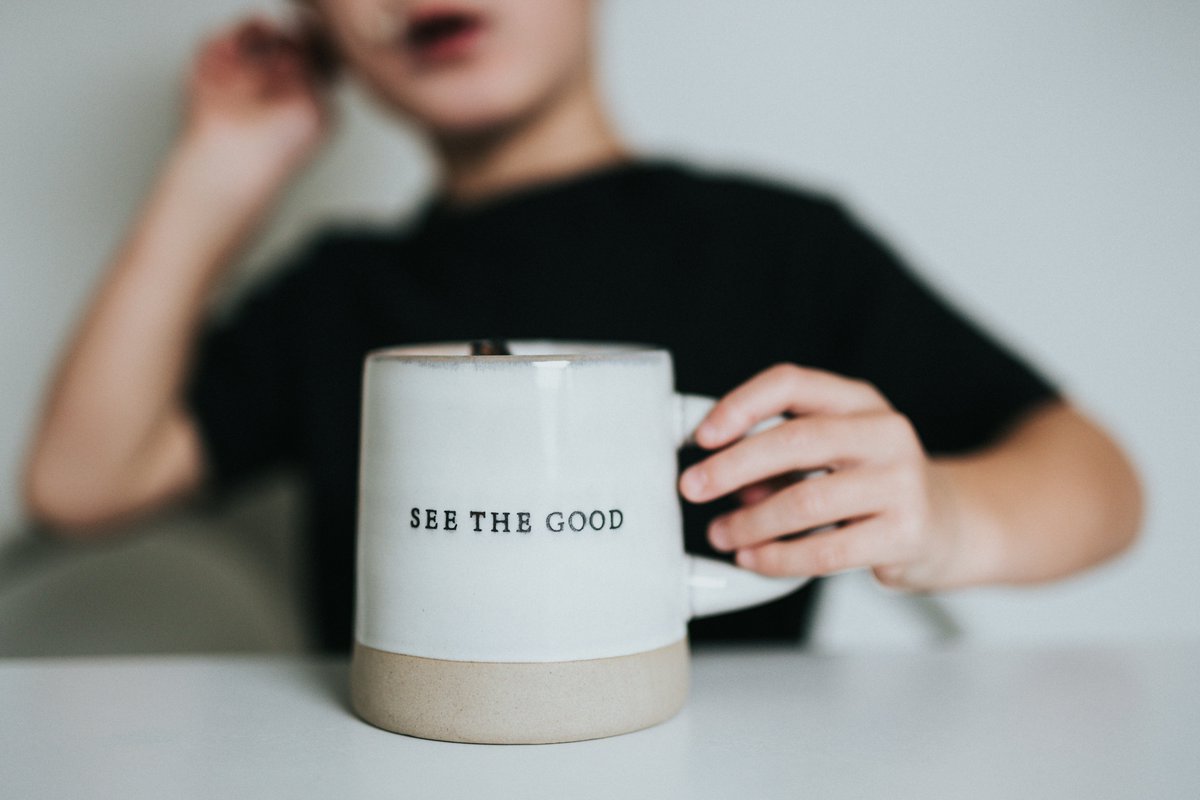 ClarityDetroit's tweet photo. Friday (Feel-Good Friday):
Feel the positivity as we approach the weekend. Reflect on the positive moments of the week, no matter how small. Your journey is filled with accomplishments. ๐ #FeelGoodFriday #PositiveReflection #RecoveryPosse #MentalHealthMatters https://t.co/JXidr3dR2A