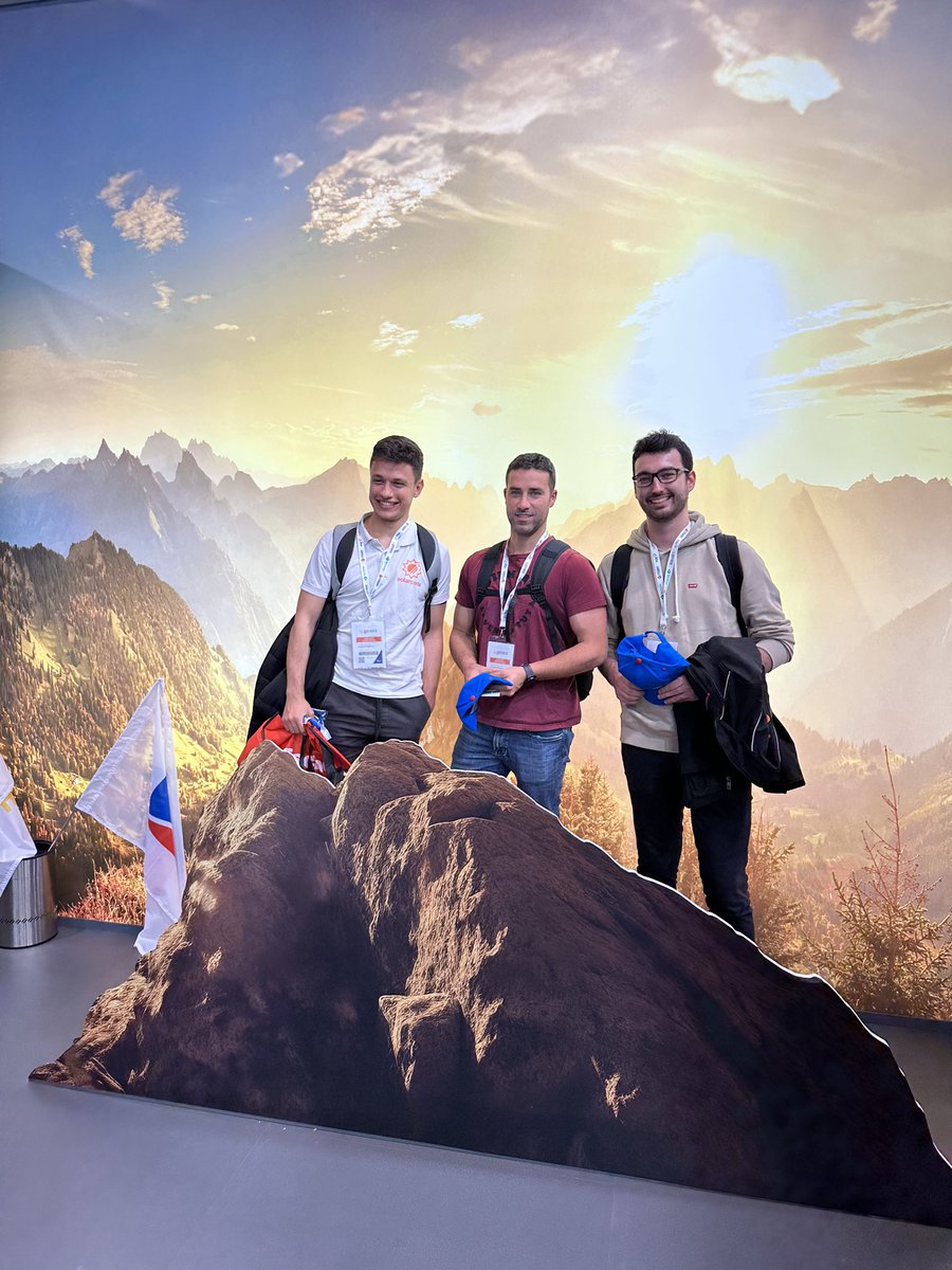 Un plaer visitar <a href="/FeriaGenera/">GENERA</a> 2024 a Madrid, la Fira Internacional d’Energia i Medi ambient. És evident la consolidació de la tecnologia renovable i el bon moment que passa el sector.
Novetats, proveïdors i retrobament amb col.laboradors. Ara toca traslladar-ho tot al dia a dia!