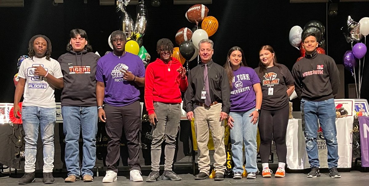 Congratulations to our athletes that signed on signing day 2024. Enter to learn; go forth to serve. Gig'em Owls! #ChooseTheOriginal