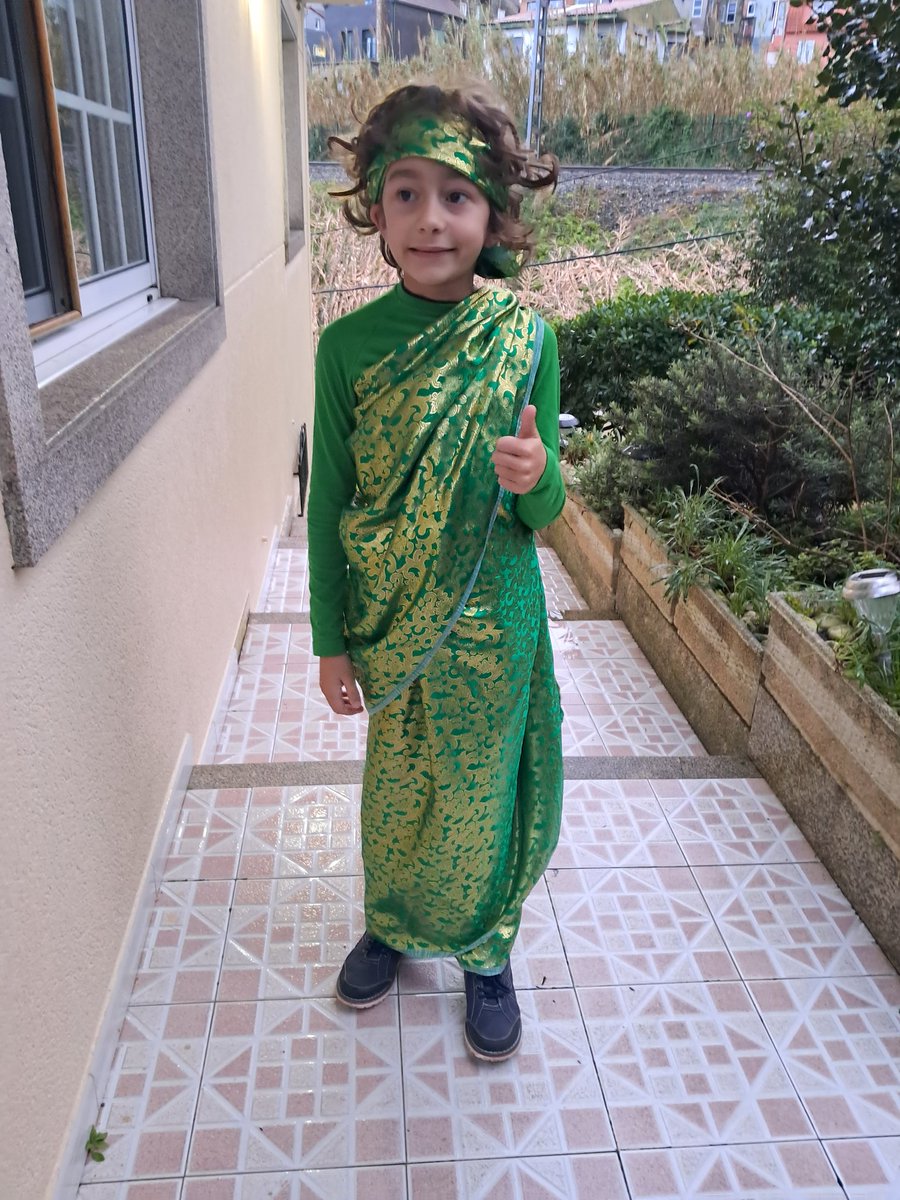 Pattyamazonas's tweet photo. A rebolos polo mundo,da India a Arxentina @CEIPLAREDO https://t.co/XNE0yr4ee4