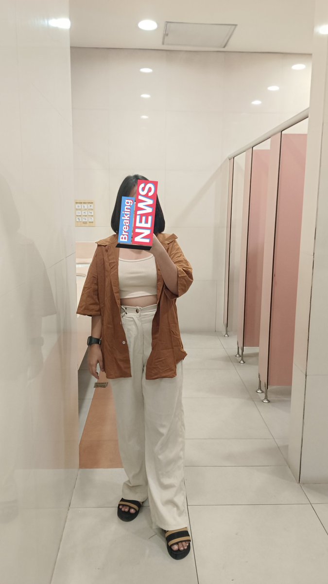hottycali's tweet photo. - hi, i'm Cali ✨ 
- not new to #nsfwtwt 
- 20's
- she/her
- straight 
- thiccc
- jolly
- switch (sub most of the time) 
- 5'2
- asian (Filo 🇵🇭)
- morena 
- bread winner of the fam

- super friendly <33 u can follow me and my dm is open

Retweet and <33 for Moots!!! https://t.co/LyihwonpvT