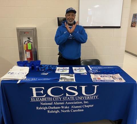 ECSUAdmissions's tweet photo. Viking Pride in action! Meet Mr. Tony Lassiter, representing Mary Phillips High School in Raleigh, NC, and always flying the ECSU Alumni flag high. When duty calls, we're there to recruit the next generation of leaders!
#VikingPride #ECSUAlumni https://t.co/GHtOXMBWct