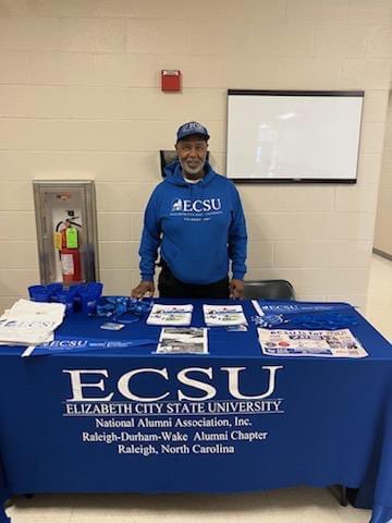 ECSUAdmissions's tweet photo. Viking Pride in action! Meet Mr. Tony Lassiter, representing Mary Phillips High School in Raleigh, NC, and always flying the ECSU Alumni flag high. When duty calls, we're there to recruit the next generation of leaders!
#VikingPride #ECSUAlumni https://t.co/GHtOXMBWct
