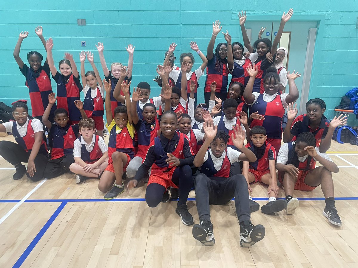 HarrisGarrard's tweet photo. We have officially arrived at #LYG for the indoor sports athletics London finals representing to team @BexSchGames 
Let’s go Garrard!! @CoachGreenPE https://t.co/op0BNKu50R