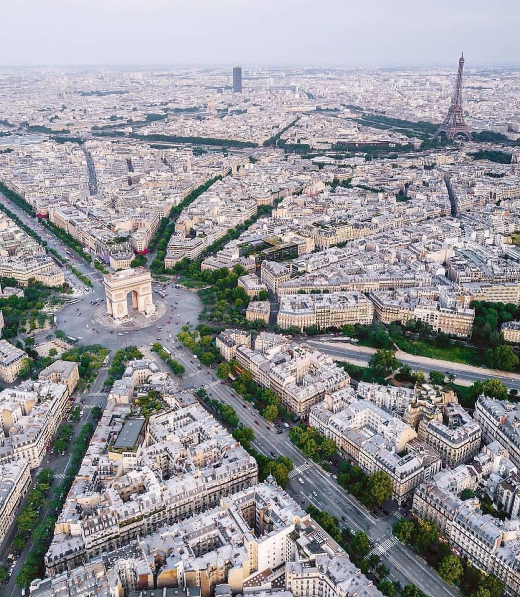 #Paris #Eiffeltower #TourMontparnasse #Arcdetriomphe