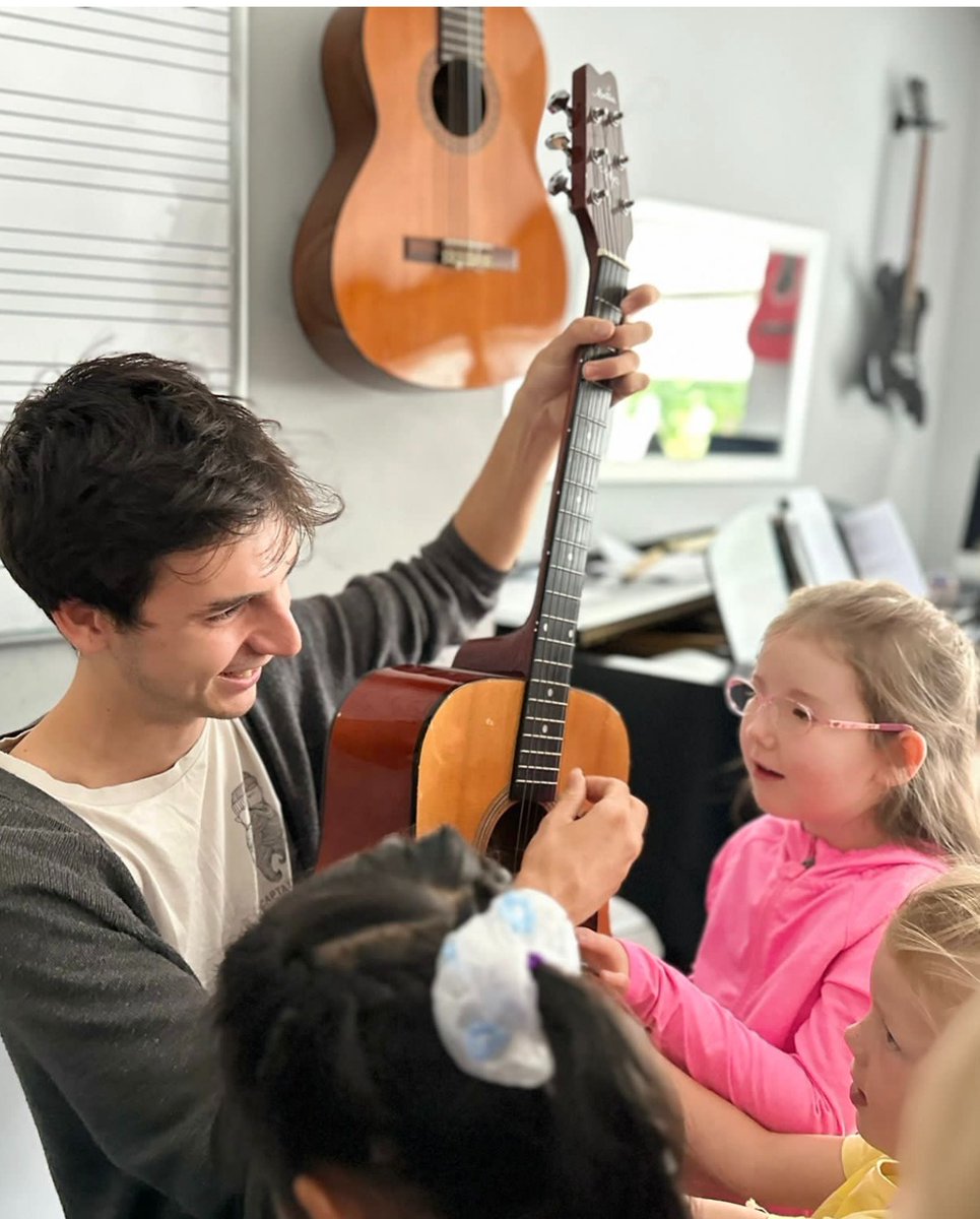 Have you booked your child's place on our popular Easter Camp yet? There are a few places left! Fill in the form below to secure your space
#Musicschool
#Dublin
#EasterCamp  docs.google.com/forms/d/e/1FAI…