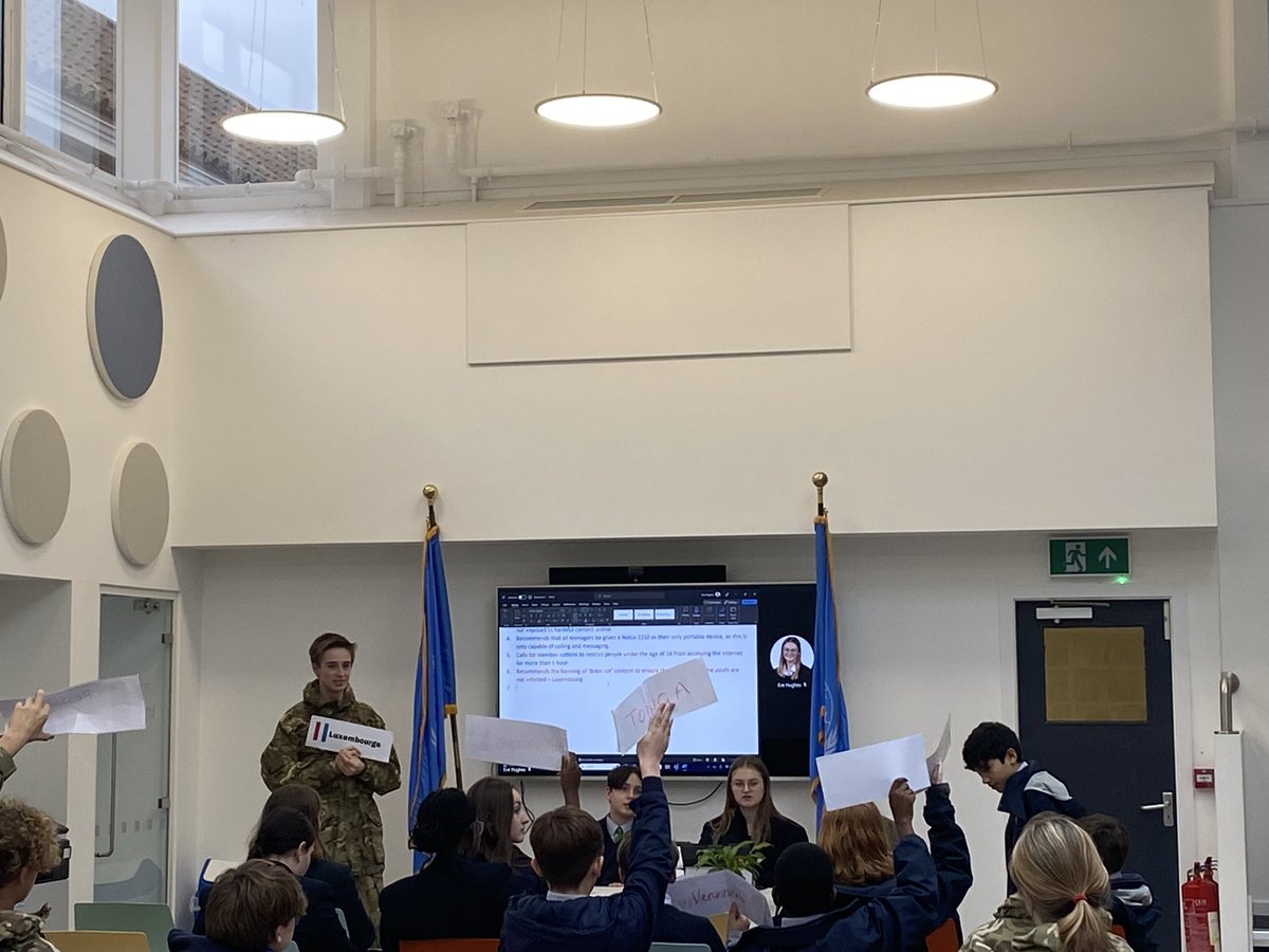 On #SaferInternetDay2024 we debate the suggestion of banning under 16s from Social Media and introducing child-appropriate phones with internet restrictions. Lots of interesting discussion and suggestions of the internet causing “brain rot”. <a href="/RHSSuffolk/">Royal Hospital School</a>