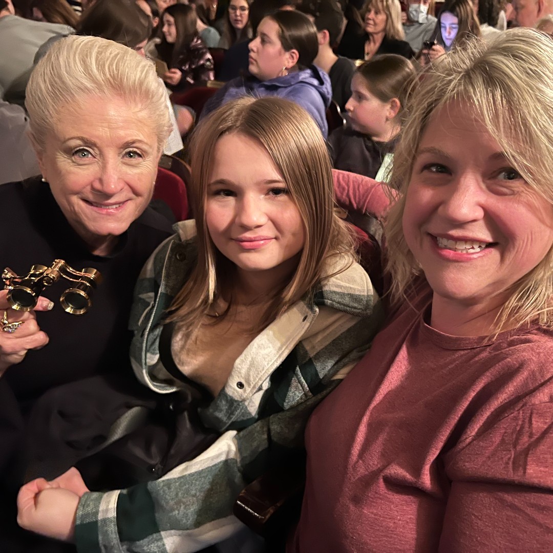 TempleIsraelMI's tweet photo. We had a blast seeing Wicked at the Detroit Opera House last week as part of our Temple On The Town series. 🪄🎶 Keep a lookout for future Temple programming for everyone in your family! https://t.co/uHktkZreQv #Wicked #Broadway #DetroitOperaHouse #Community https://t.co/d2LIDHhFyG