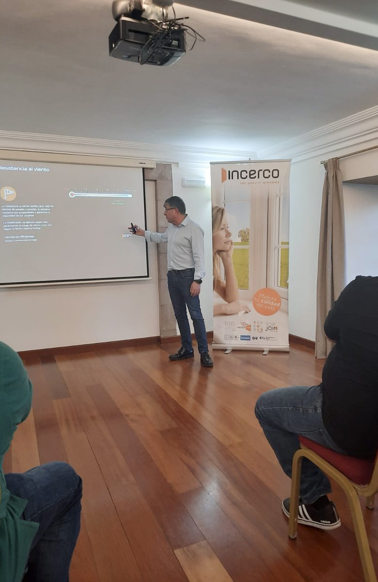 infoincerco's tweet photo. 📣Jornada de presentación de INCERCO en Tenerife de la mano de ALUGRASS ESTUDIO TENERIFE, nuestro distribuidor  y de PROCAR’S CANARIAS, nuestra Delegación en Las Palmas de Gran Canaria. 

#calidad #innovación #ventanaspvc #ventanashogar #eficienciaenergética #INCERCO https://t.co/HFGe5298is