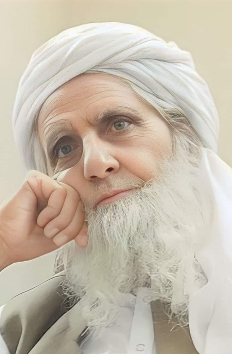 jui_army13's tweet photo. میں ہمیشہ سے سوچتا رہا تھا کہ لوگ دجال کو خدا ماننے کے لیے تیار کیسے ہو جائیں گے وہ دجال کو خدا کا درجہ کیسے دے سکتے ہیں "
ان علماء اکرام کی ہ ا ر دیکھ کر یہ یقین بھی ہو گیا کہ وہ علماء اکرام کو چھوڑ کر جاہلوں کو حق پر سمجھنے لگ گئے ہیں " https://t.co/VWkG844OPo