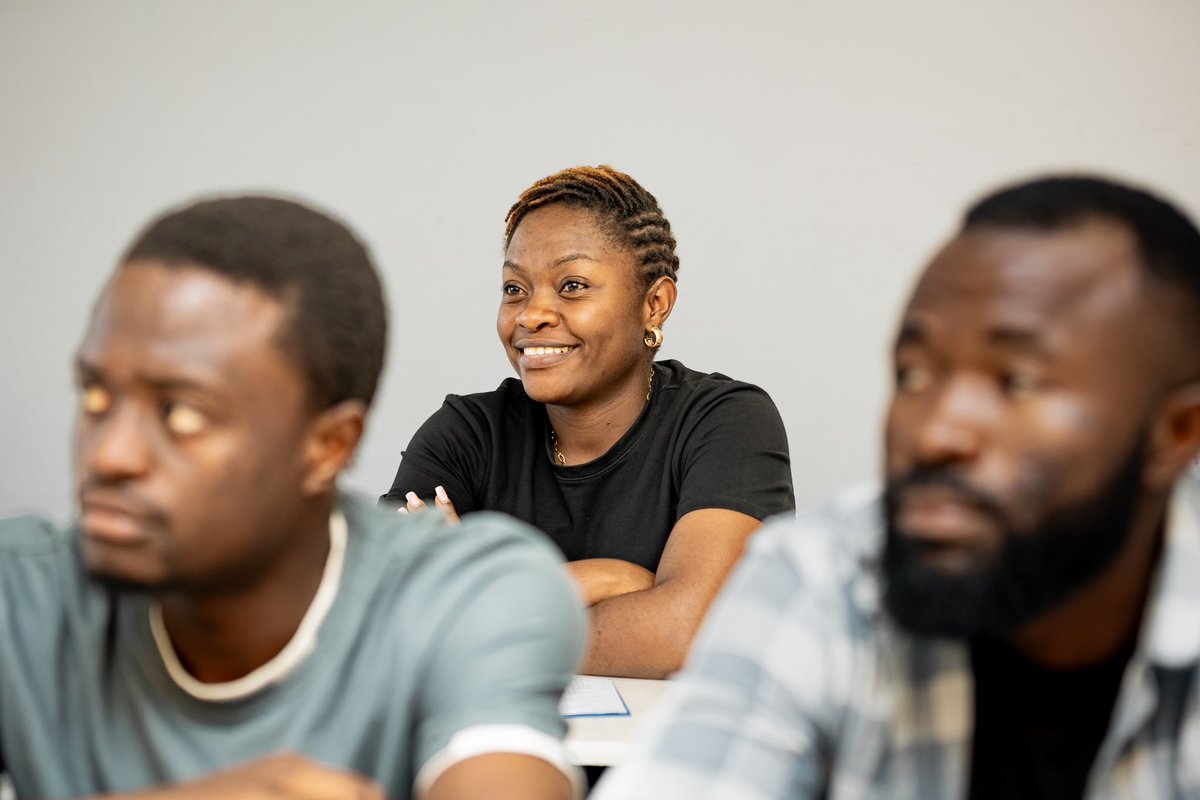 go_innovation's tweet photo. Début de la deuxième partie de la formation Multimédia avec @michellunanga , photographe et DG chez @LTAImages. Les apprenants ont été plongés dans le monde de la production multimédia en explorant ses liens essentiels avec les Objectifs de Développement Durable (ODD).[ 1/2 ] 🇨🇩 https://t.co/UJBgOwbWga