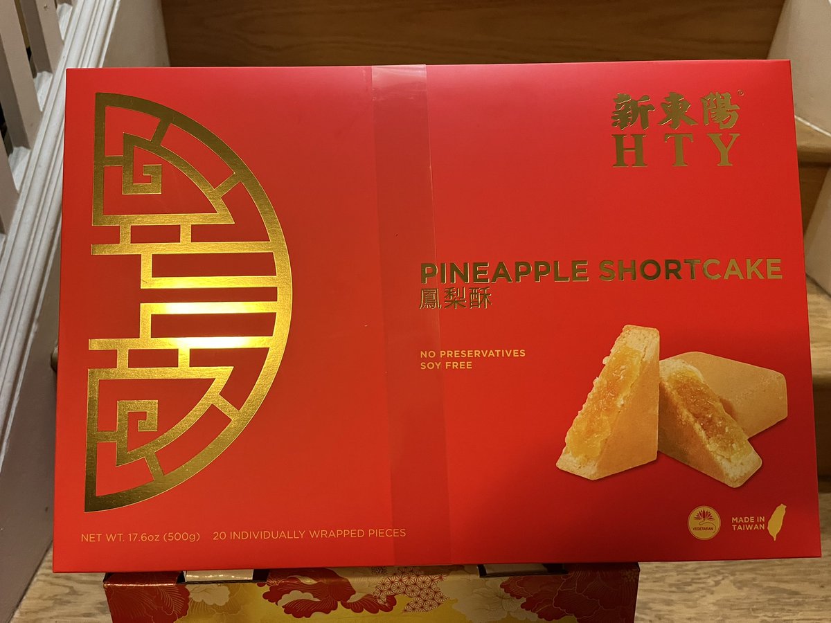 Cilla168's tweet photo. 🧧 Happy Lunar New Year 🧧 I am ready with some Lucky gifts to friends and family 🌺🌺🌺 @united @Auggiie69 @jonathangooda @Tobyatunited https://t.co/YuVXj4PKNd