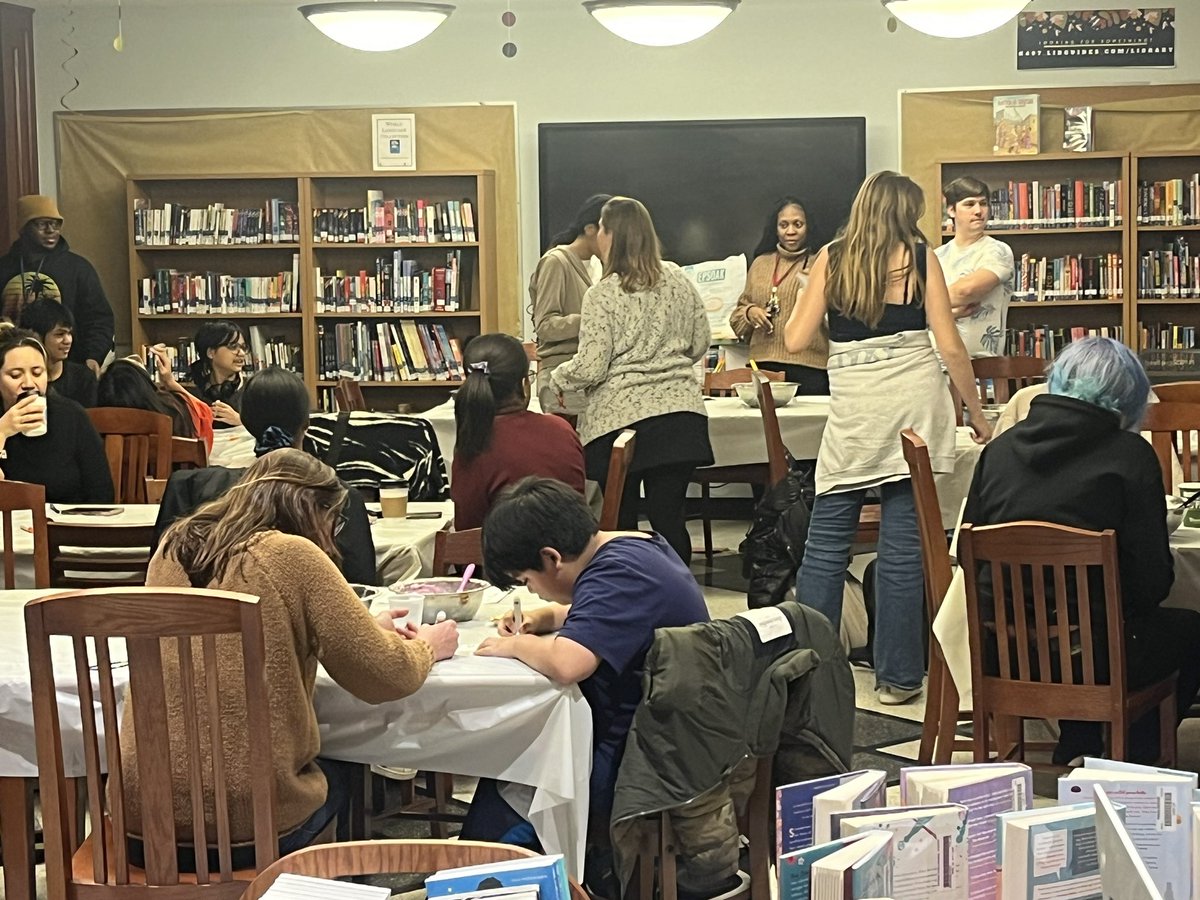 Family Night DIY soap scrubs!!! @NYCDOED15 @CIS_NewYorkCity @NYCOutwardBound @iborganization Love our parents!