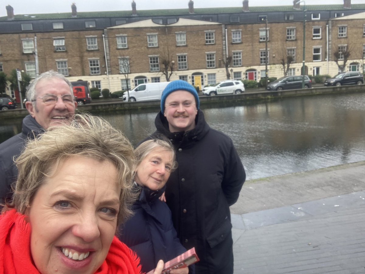 Out on a windswept & rainy canvassing session in #Portobello this afternoon with some of our great local @labour team #DublinBaySouth