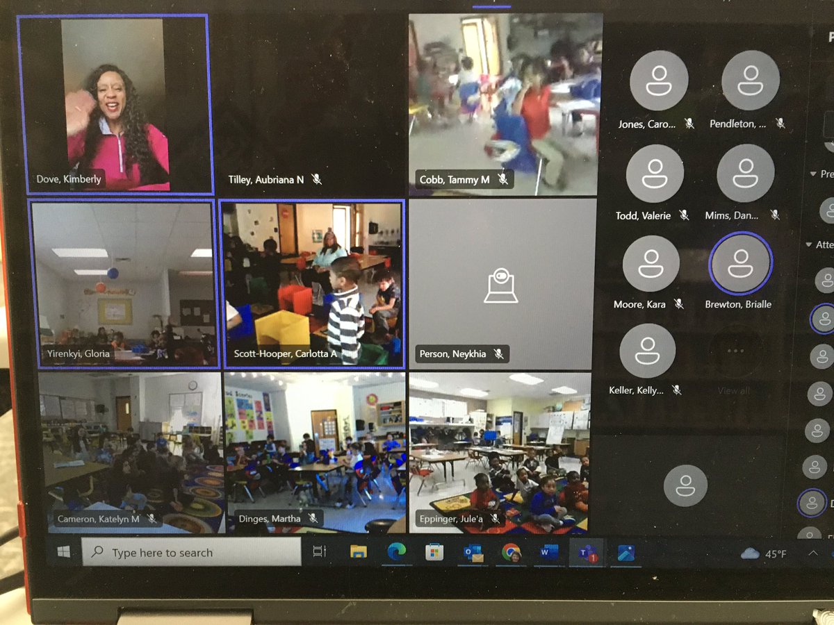 brownatwbms's tweet photo. Thank you, Ms Dove, for sharing your love of reading - and favorite books - with our @FultonCoSchools students this morning! @FcsMedia #FCSWRAD #Lobsters! https://t.co/GVdwDIuVSC